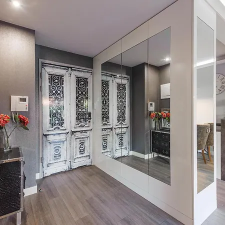 La Bagatelle By Baltica + Parking *